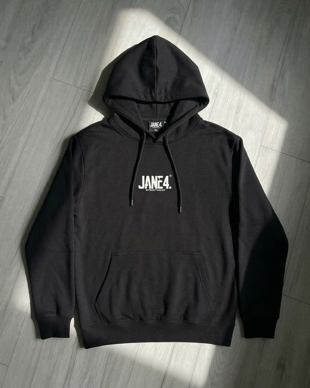 Hoodies & Sweaters